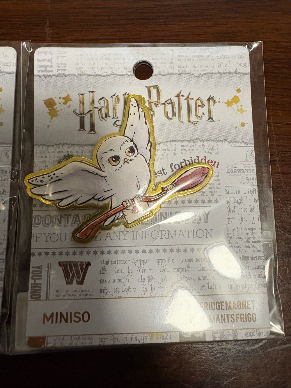 MINISO Harry Potter White Owl Magnetic Pin